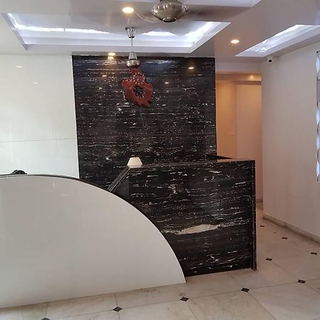 1/1 Park Street Hotel Калькутта Экстерьер фото